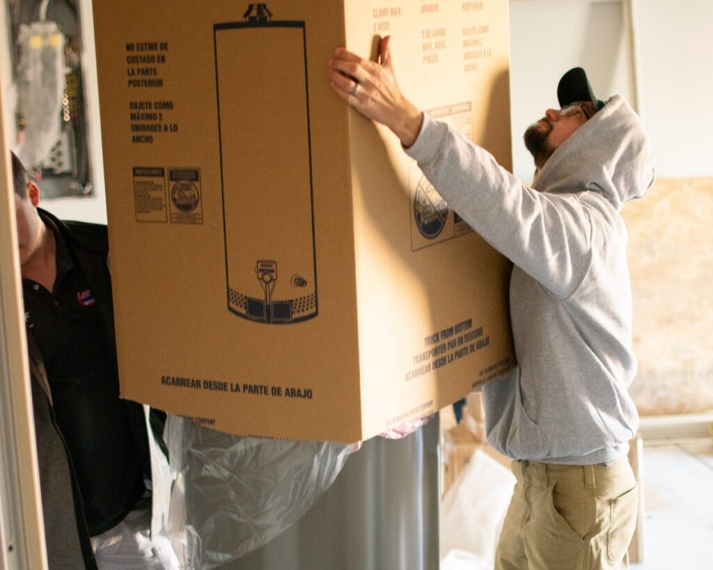 Lorenz unboxing water heater