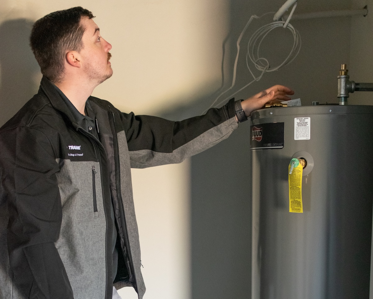 Lorenz-water-heater-in-closet