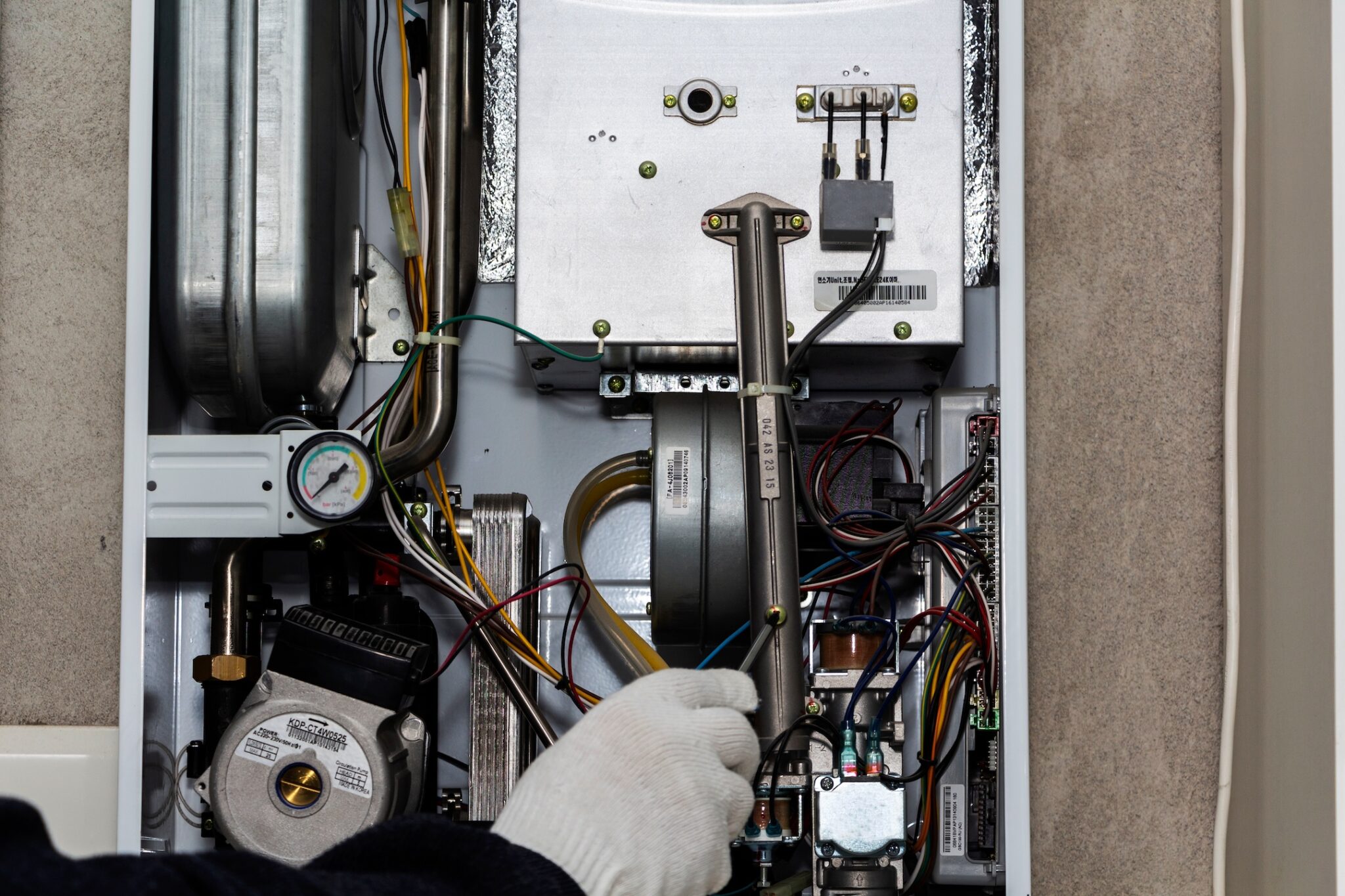 closeup-of-furnace-repairs-lorenz