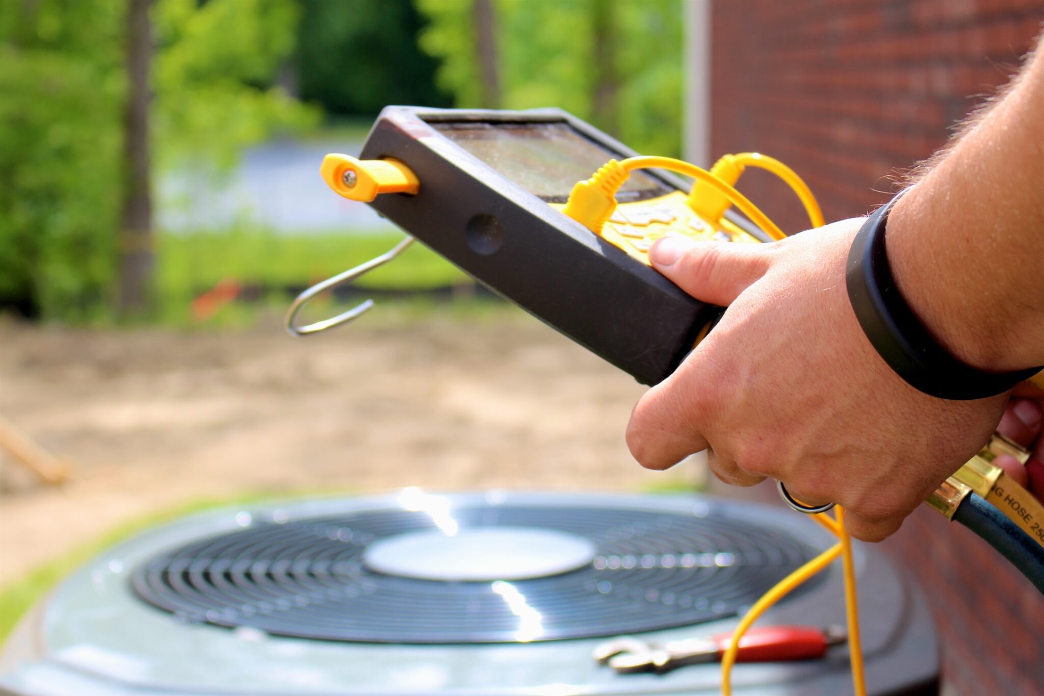 installing-hvac-unit
