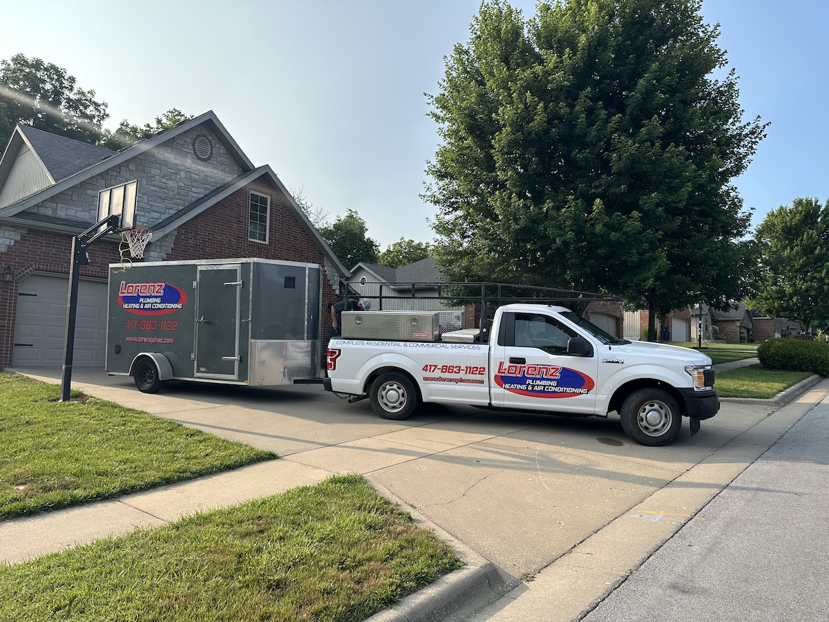 lorenz-truck-in-driveway