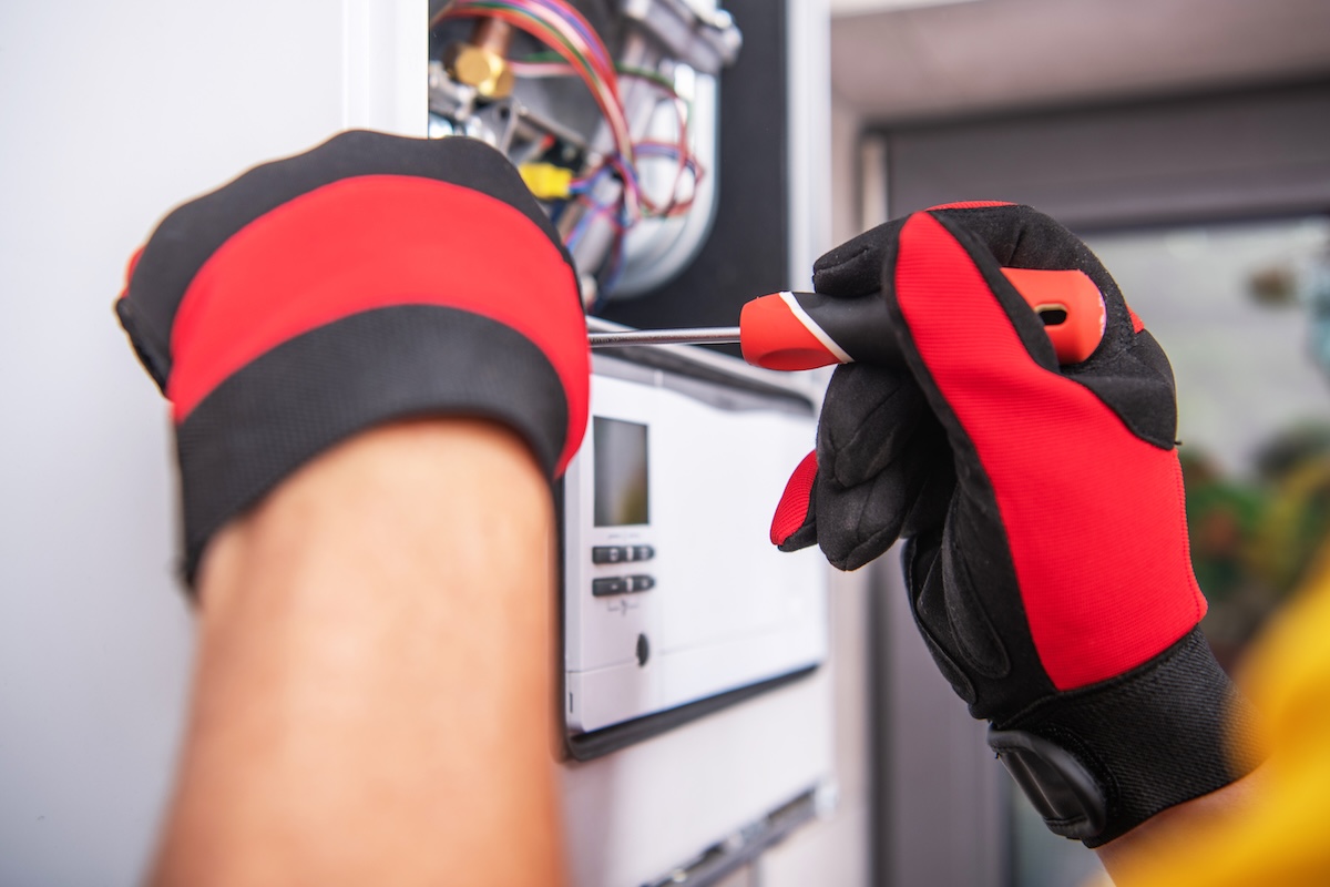 screwdriver-furnace-repair